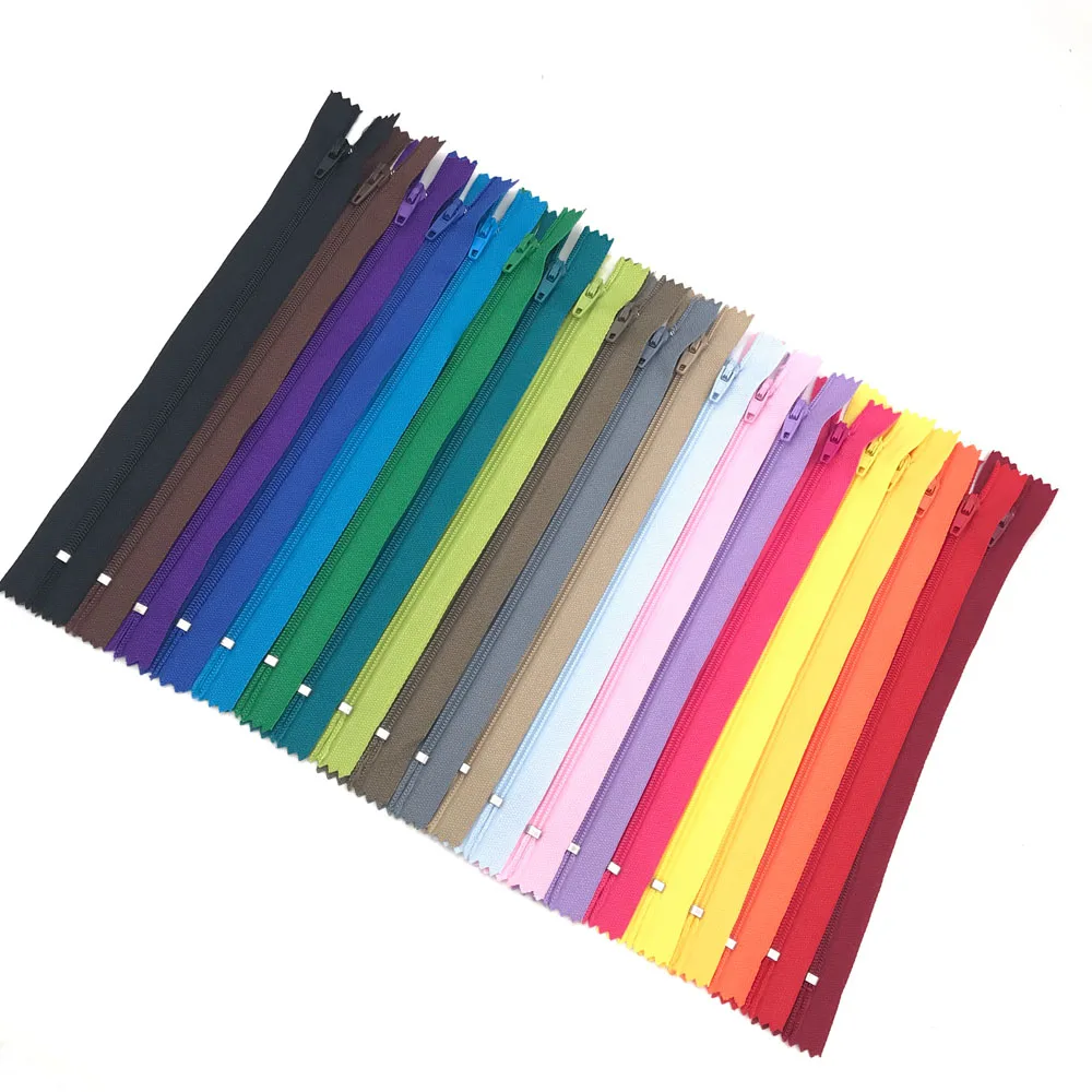 Di Nylon della Bobina Chiusure lampo 10pcs 3 #36 centimetri/14 pollici Chiudi end Serratura Auto Chiusure lampo per abbigliamento da cucire accessori