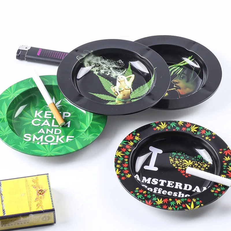 Creative Portable Cenicero Metal Cigarette Ashtray 4 Grooves With Varied Pattern
