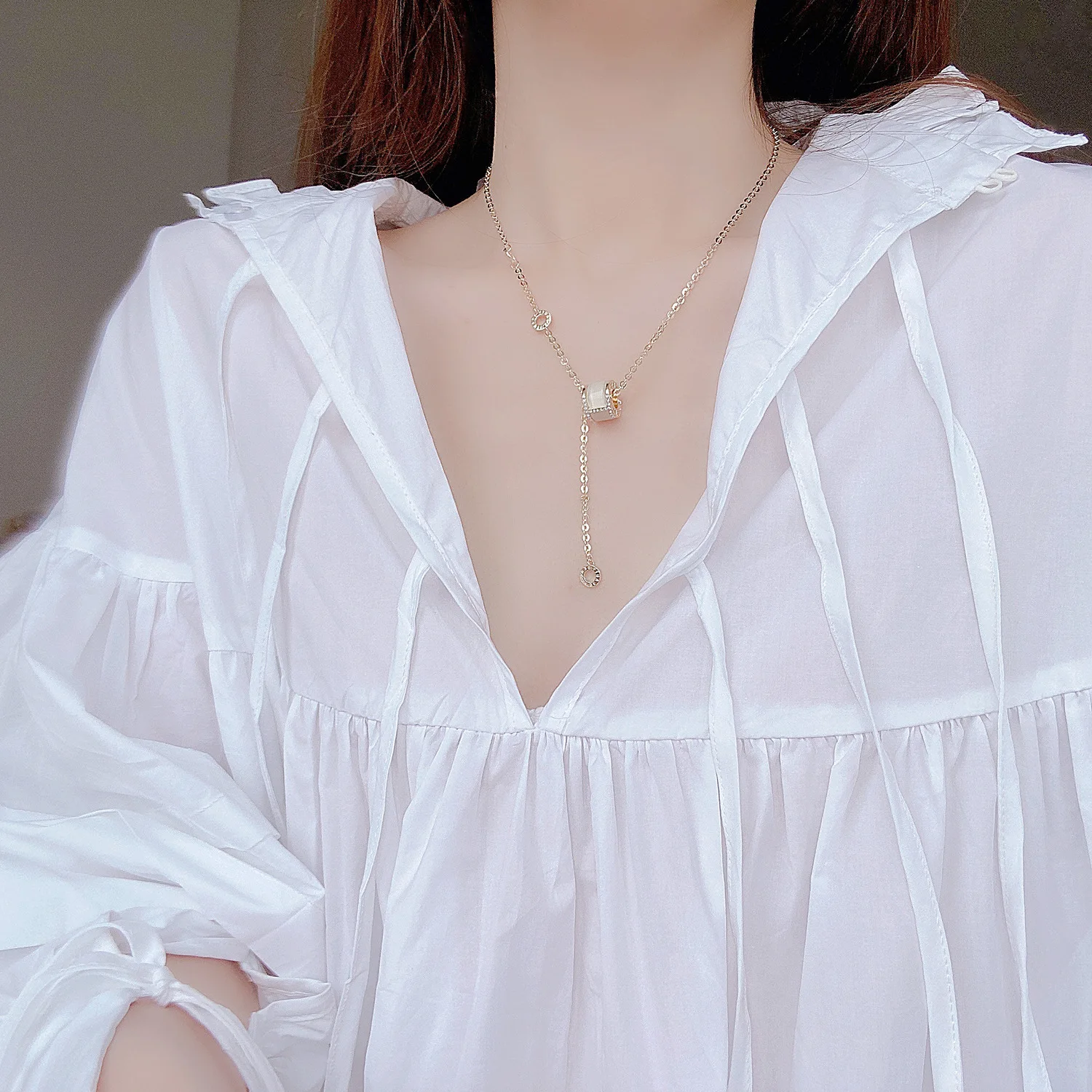 Korea New Design Fashion Jewelry 14K Real Gold Plating Simple Small Waist Opal Necklace Elegant Women's Clavicle Necklace