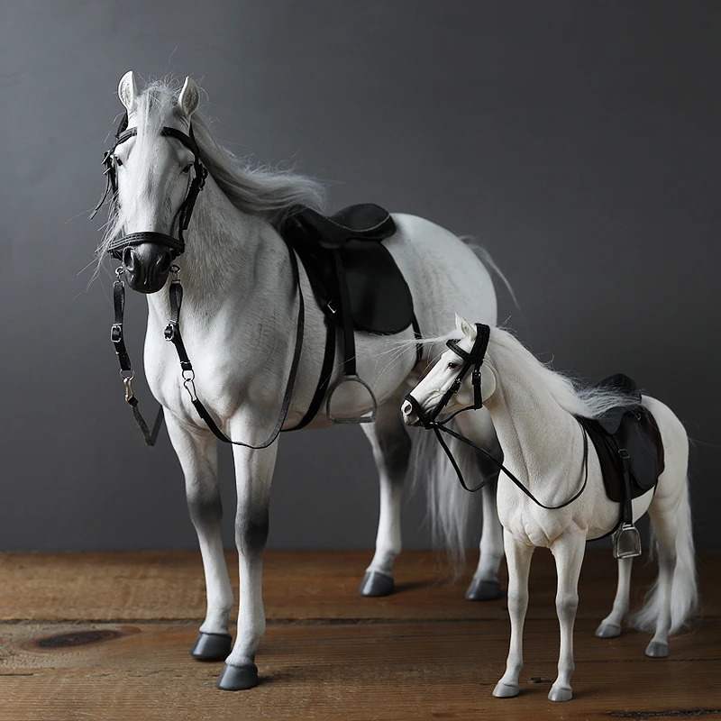 Hand-made simulation Hannover warm-blooded horse ornaments home living room office villa hotel decoration craft collection