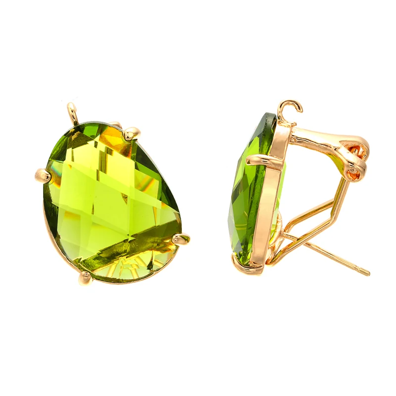 Women's Crystal Cobblestone Stud Earrings, Luxurious Design