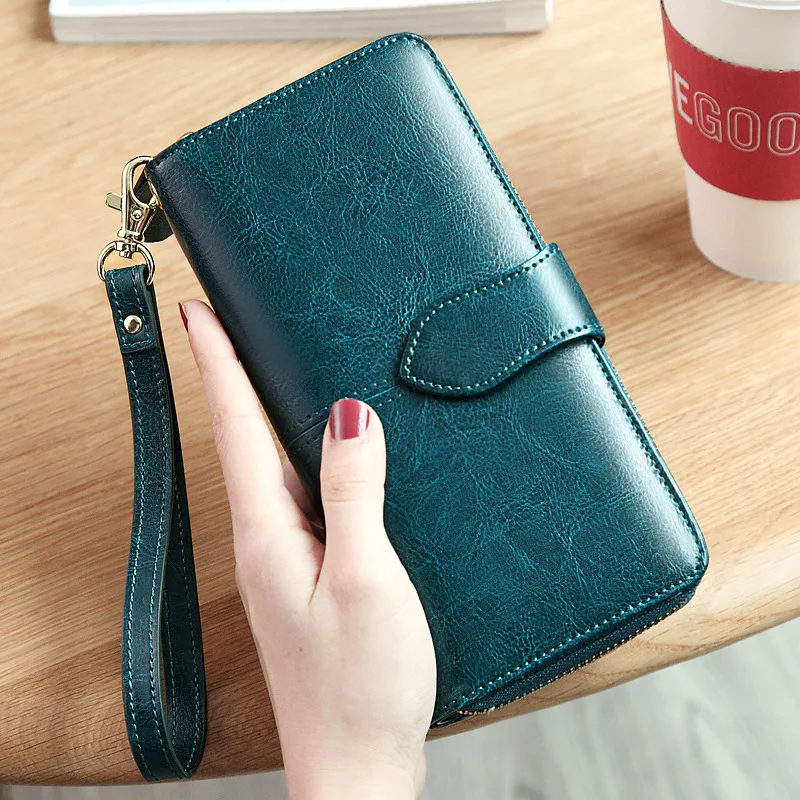 Women Wallet Genuine Leather Women Wallets Long Retro Oil Wax Leather Wristlet Clutch Ladies Phone Coin Purse Card Holder Wallet