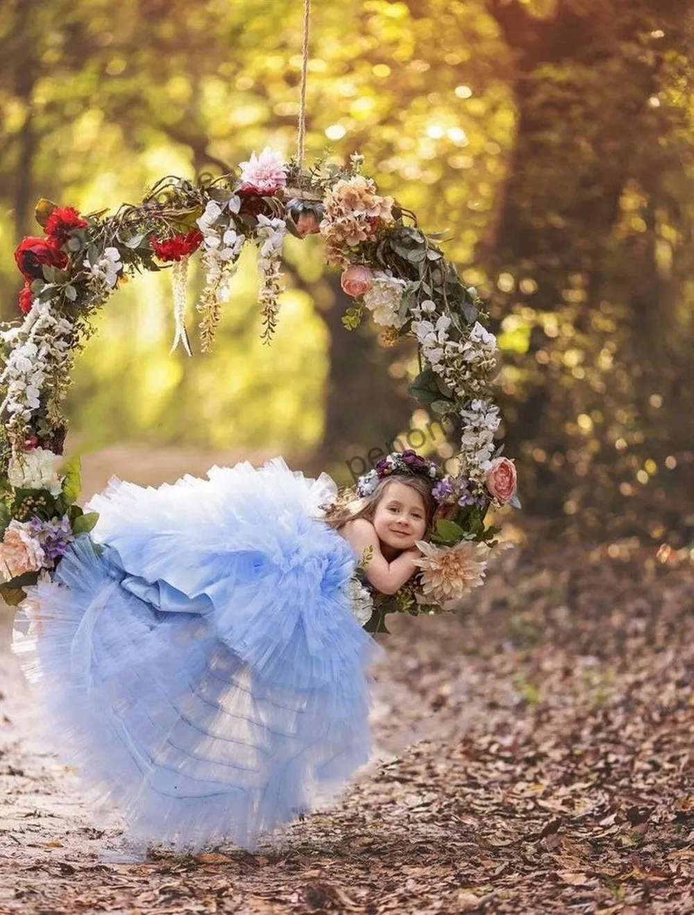 

Lovely Tiered Ruffles Flower Girls Dresses Sleeveless O Neck Tulle Pageant Gowns Customise Little Girl's Birthday Party Dress