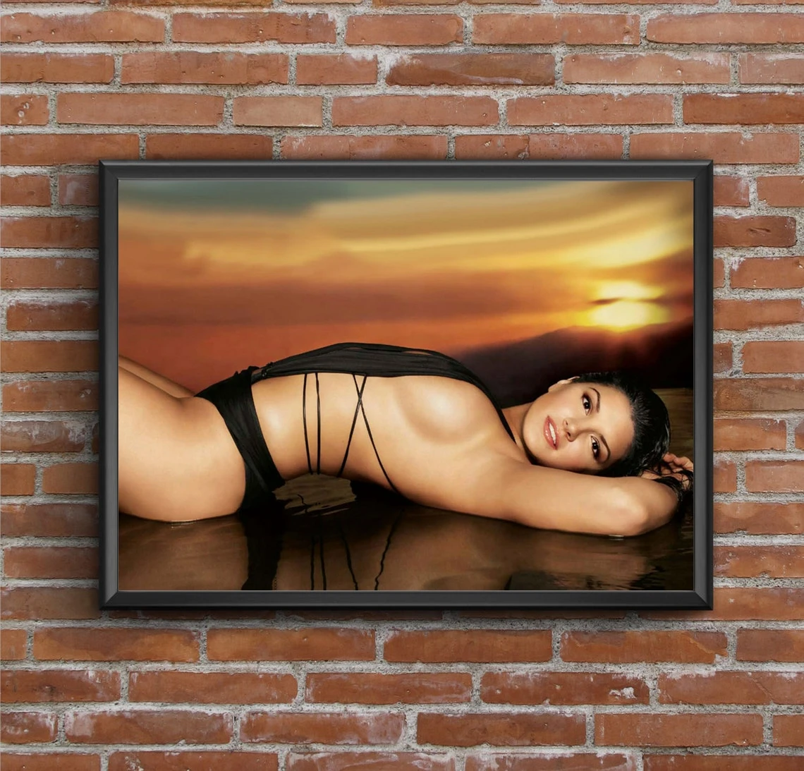 

Gina Carano Sexy Model Beautiful Hot Actress Canvas Poster Home Wall Painting Decoration (No Frame)