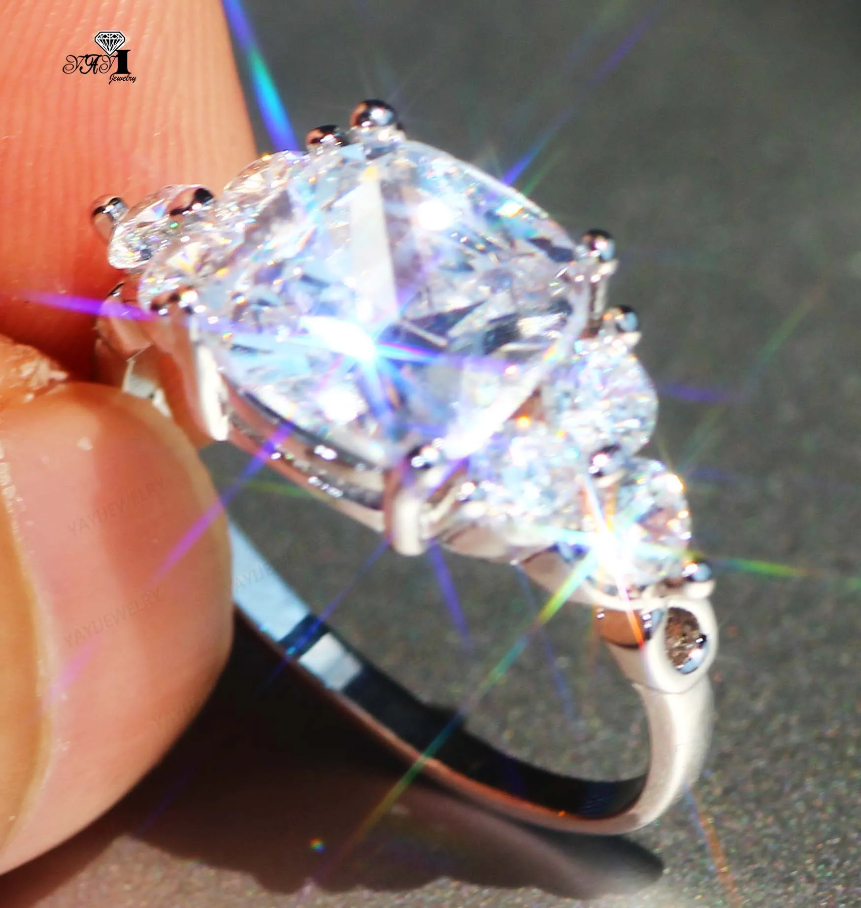 

Wholesale YaYI Fine Jewelry Fashion Princess Cut White Cubic Zirconia Silver Color Engagement Wedding Party Lovers Rings