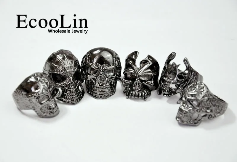 100Pcs New Cool Men's Skull Skeleton Gothic Biker Rings Men Rock Punk Ring Party Favor Wholesale Jewelry Lots Top Quality LR4107