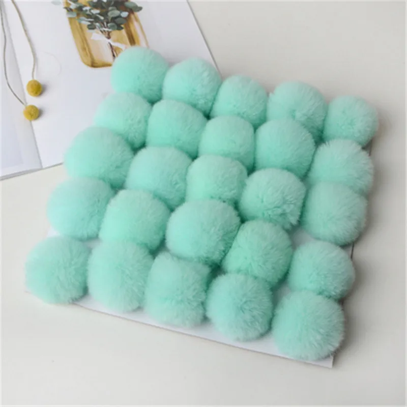 Real Rex Rabbit Fur Ball 6cm Pompom Car Pompon Rabbit Fur Ball for Keychain Fur DIY Bag Charms with Fluffy Bunny Ponpones 4pcs