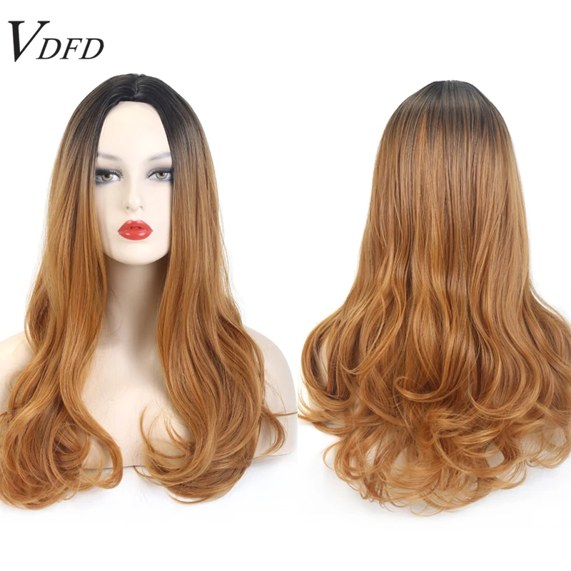 

VDFD Long Dark Root Light Brown Ombre Synthetic Wig Nautral Wave Fake Hair Curly Middle Part for Women Daily Use Heat Friendly