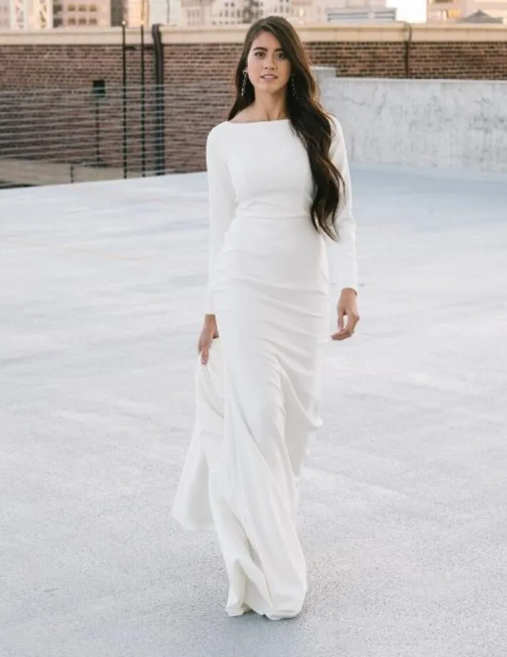 Crepe Meerjungfrau Hochzeit Kleider Modest Langen Ärmeln Boot-ausschnitt Tasten Zurück Einfache Elegante Brautkleider Religiöse Braut Kleid