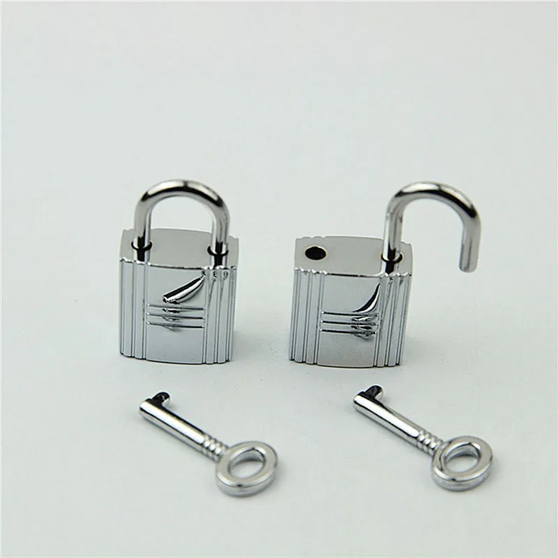 2 Stuks Vierkante Metalen Sluiting Turn Lock Twist Key Locks Rose Goud DIY Handtas Portemonnee Sluiting Tas Onderdelen Lederen Hardware accessoires