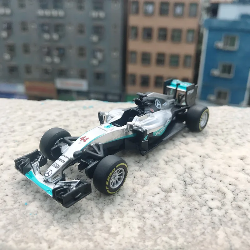 Bburago 1:43 2019 W10 #77 #44 W07 #6 #44 F1 wyścigowa formuła statyczna symulacja samochodu odlewu Model samochodu Formuły 1