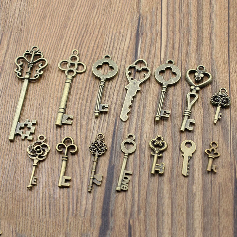 26pcs/lot Vintage Key Charms for Jewelry Making Fits Bracelet Necklace Findings Metal Charms Pendants DIY Jewelry Supplies Z1228