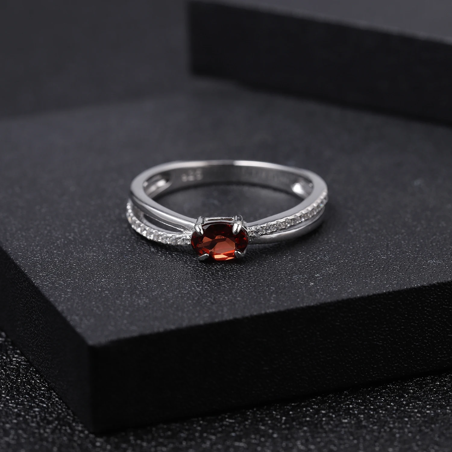 GEM\'S BALLET Natural Red Garnet Rings for Women Real 925 Sterling Silver Gemstone Ring Birthstone Girl Gift Wholesale Jewelry