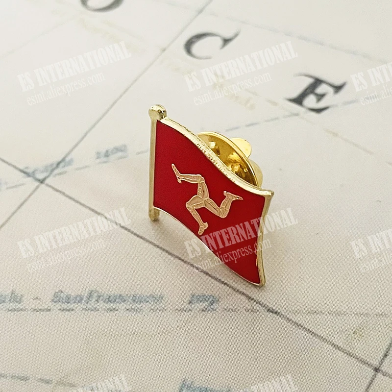 Isle Of Man National Flag Lapel Pins Crystal Epoxy Metal Enamel Badge Paint Brooch Souvenir Suit  Personality  Commemorative
