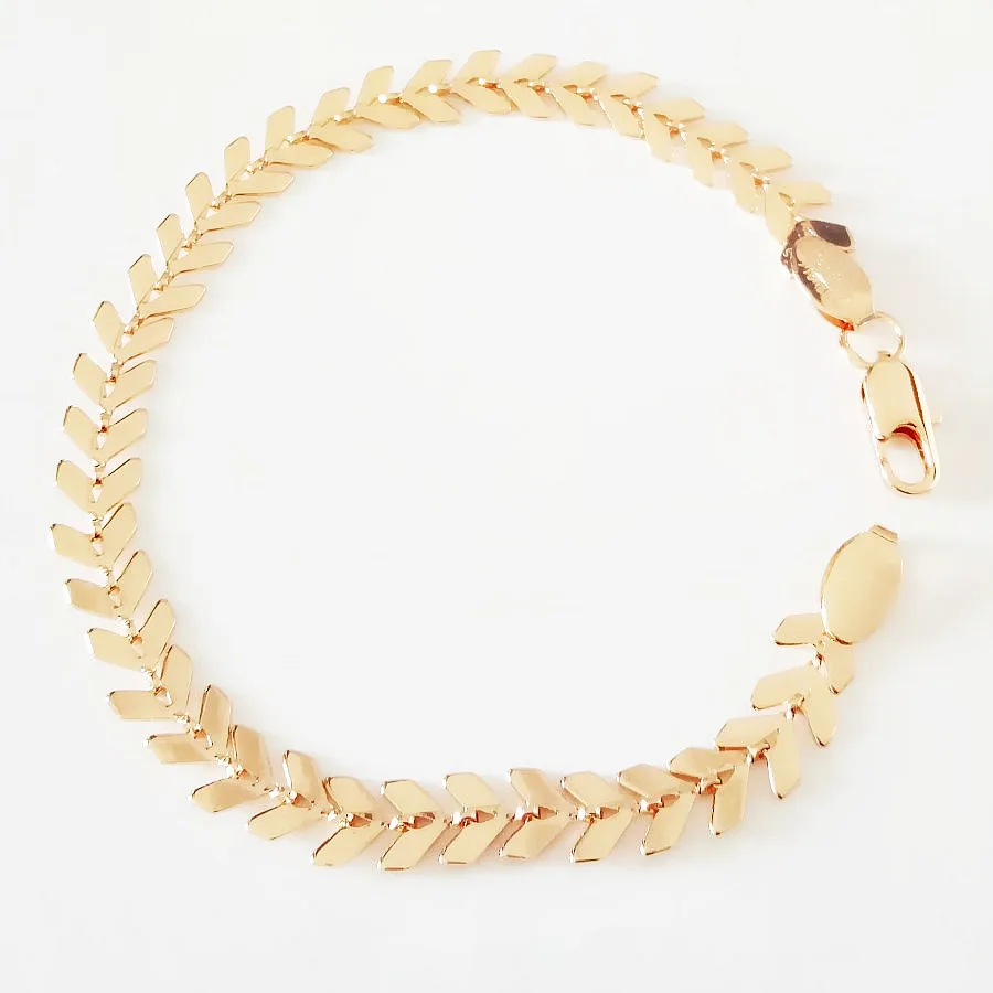 Trendy 585 Gold Color Bracelet Fashion Jewelry Accessories Russian Gold Color Centipede Shape Women Bracelets