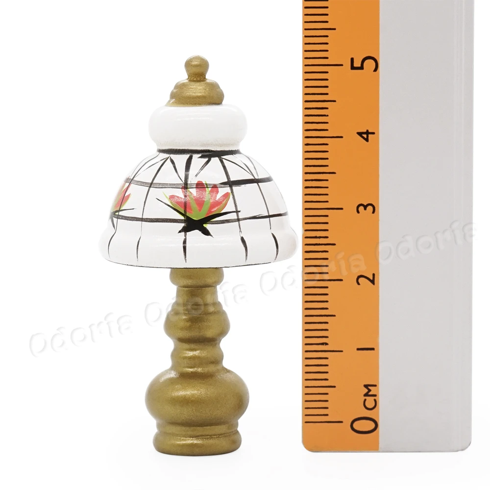 Odoria 1:12 Miniatuur Tafellamp Leeslamp Wit En Gouden Retro Model Woonkamer Slaapkamer Thuis Poppenhuis Accessoires Decor