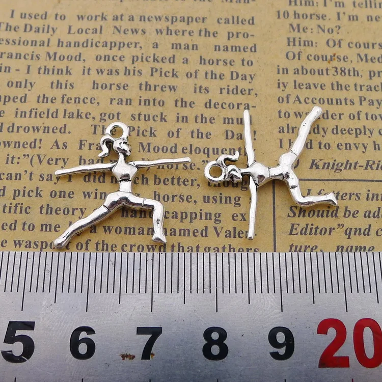 20pcs/Lot 21x23mm Antique Silver Color Gymnast Athlete Charms Pendant For Jewelry Making DIY Jewelry Findings