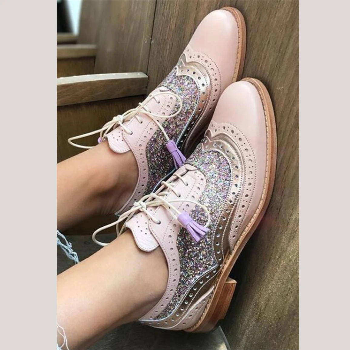 Appartamenti da donna Oxford scarpe morbide in pelle Pu Flat Oxfords Ladies Brogues Vintage Lace Up Casual Oxfords scarpe per calzature da donna