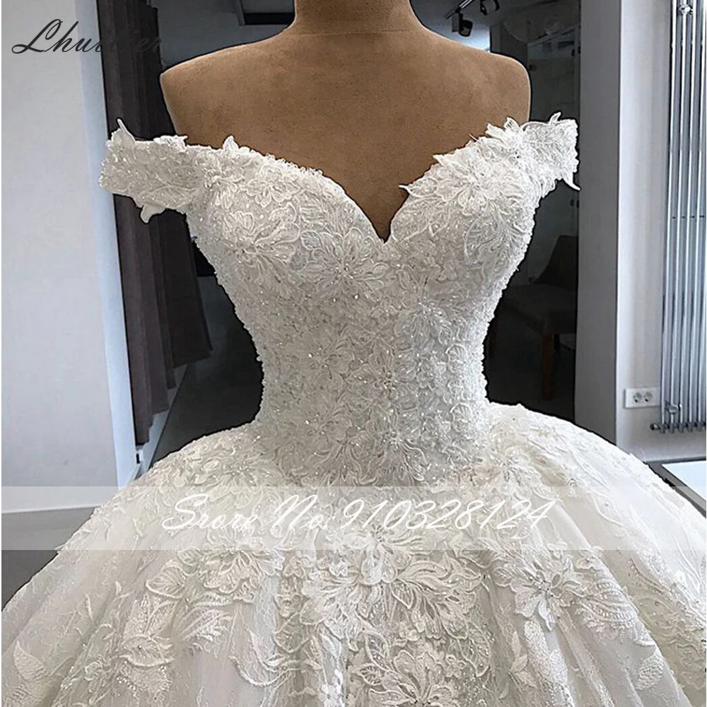 Lhuilier Customized Ball Gown Lace Wedding Dresses Floor Length Off the Shoulder Corset Back Beaded Bridal Dress