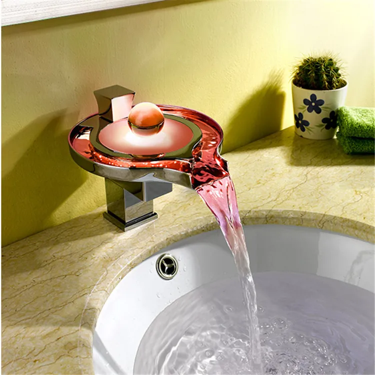 Grifo de lavabo de cascada LED de latón macizo, 3 colores, inteligente, popular