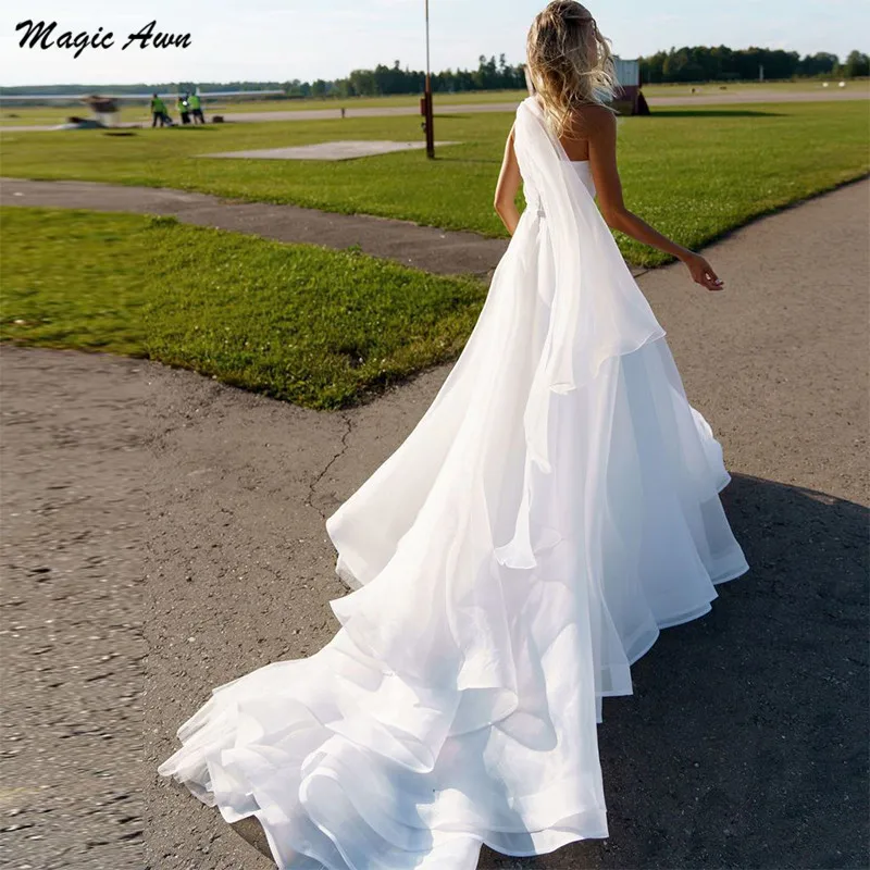 Magic Awn One Shoulder Boho Brautkleider Organza Strap weiße Hochzeits feier Kleider für Frauen A-Linie Strand Vestidos Longos