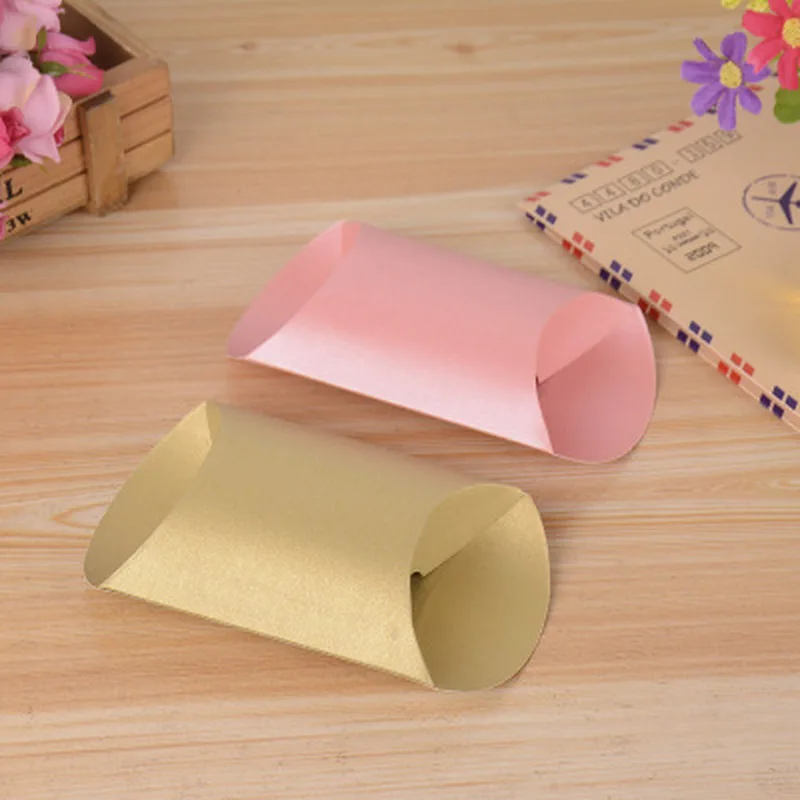 10pcs DIY Candy Boxes Bag Craft Paper Pillow Shape Wedding Favor Gift Box Valentines Present Party Supplies Eco-Friendly Kraft
