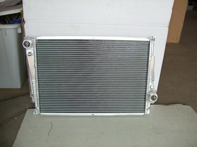 2 Row All Aluminum Radiator For 1999-2006 BMW E46 3-SERIES L6 2.2L 2.5L 2.8L 3.0L