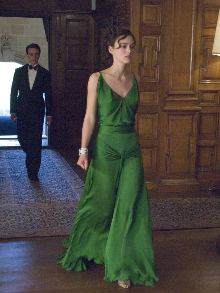 green emerald velvet dress Atonement Movie Dress Cosplay Women Cecilia Green Dress Costume Necklace  Bracelet Accessories : Amazon.ca: Clothing, Shoes & Accessories main image 0