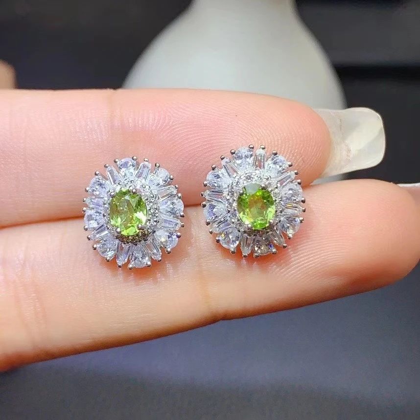 KJJEAXCMY fine jewelry 925 sterling silver inlaid natural peridot Women exquisite popular fresh Gem Earrings stud support check