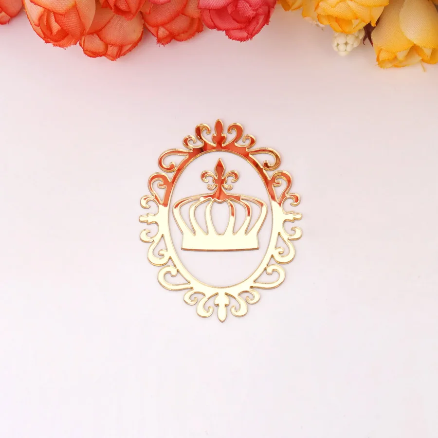 

20pcs 6cm Wedding Mirror Hollow Out Oval Shape Frame with Crown Party Decor Guest Gift of Wedding Decoration