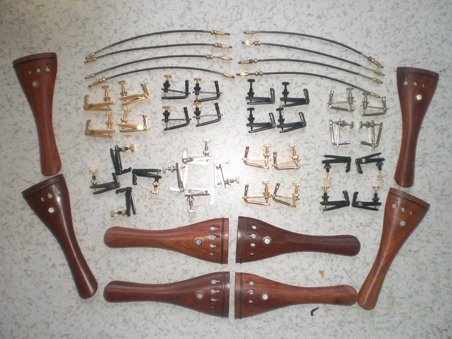 1 PC Ebony or Jujube Wood Violin Tail Piece With 4 PCs Fine Tuners and 1 Nylon Tail Gut All 4/4