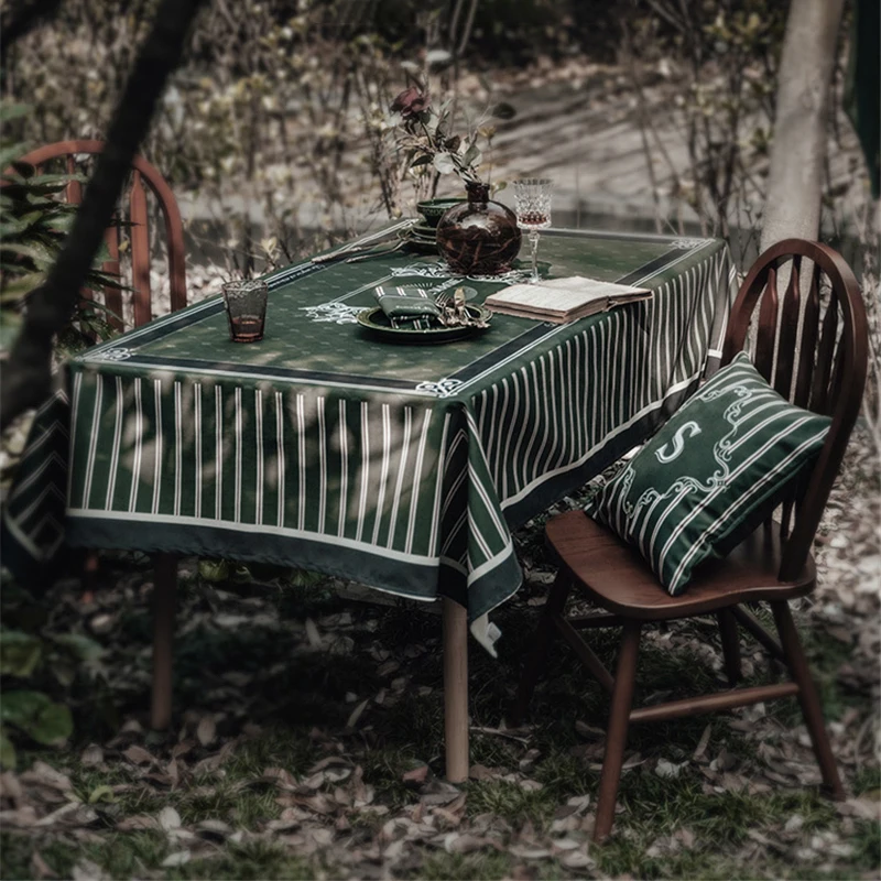 College Style Retro Tablecloth Waterproof Rectangular Diningtable Decorative Cloth European Luxury Classic Garden Tablecloth