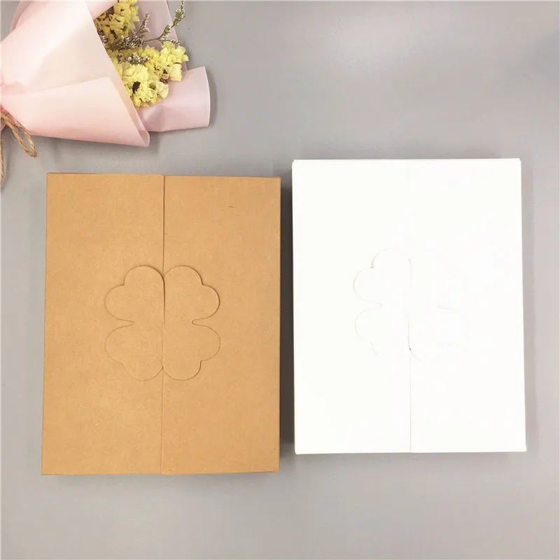 30Pcs/Lot Four-leaf Clover Shaped Kraft Paper Boxes For Mother's Day Candy Creative Gifts Packaging Cardboard Container Boxes