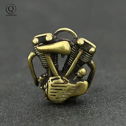 Retro Brass Motorcycle Engine Key Chain Pendants Handmade Creative Men Locomotive Engines Keychains Pendant Car Hanging Jewlery