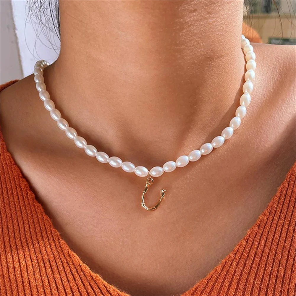 Imitation Pearl Choker A-Z Initial Letter Pendant Necklace For Women Golden Bamboo Alphabet Pearl Beaded Necklace Trendy Jewelry