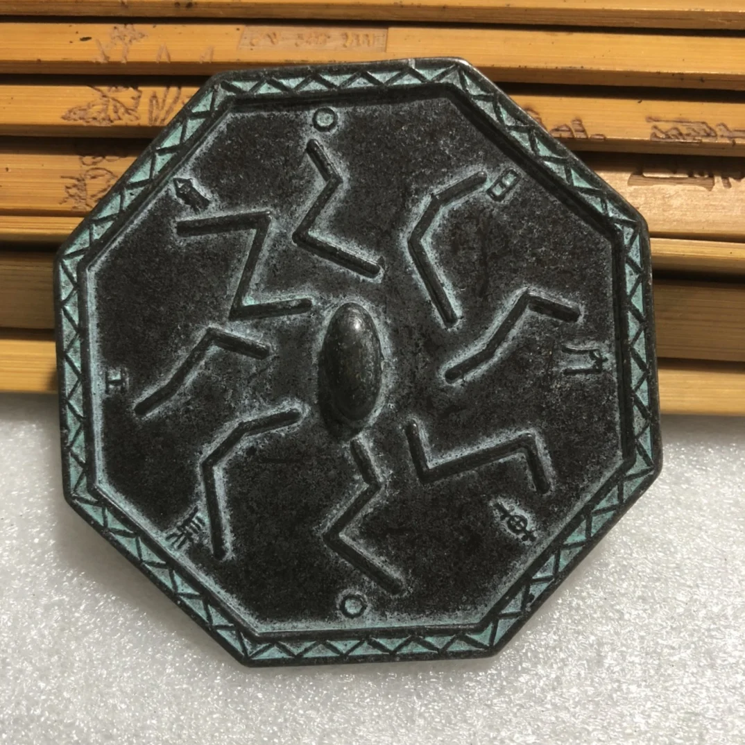 Exquisite collection Chinese Archaize bronze phoenix lotus flower gossip mountain ghost 12 zodiac feng shui bronze mirror