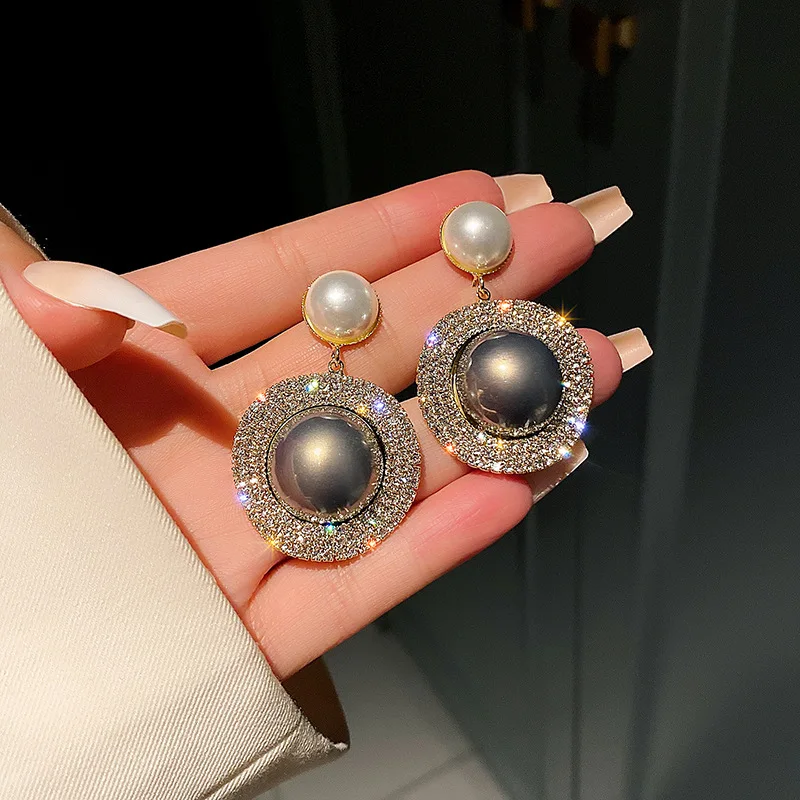 Luxury Shiny  Oversize Gray Pearl Drop Earrings For Women Crystal Golden Round Pearl Wedding Dangle Earrings Jewelry Party Gift