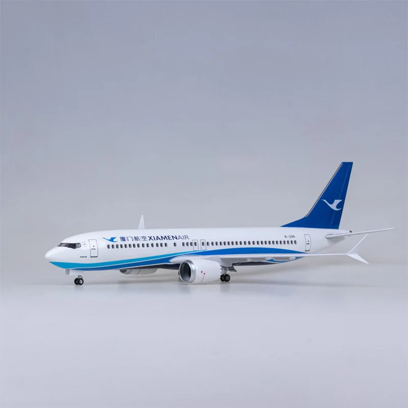 47CM XIAMEN Airlines B737MAX 737 Aircraft Airplane Models Toys Light & Wheel Landing Gear Diecast Resin Plane Model Collectible