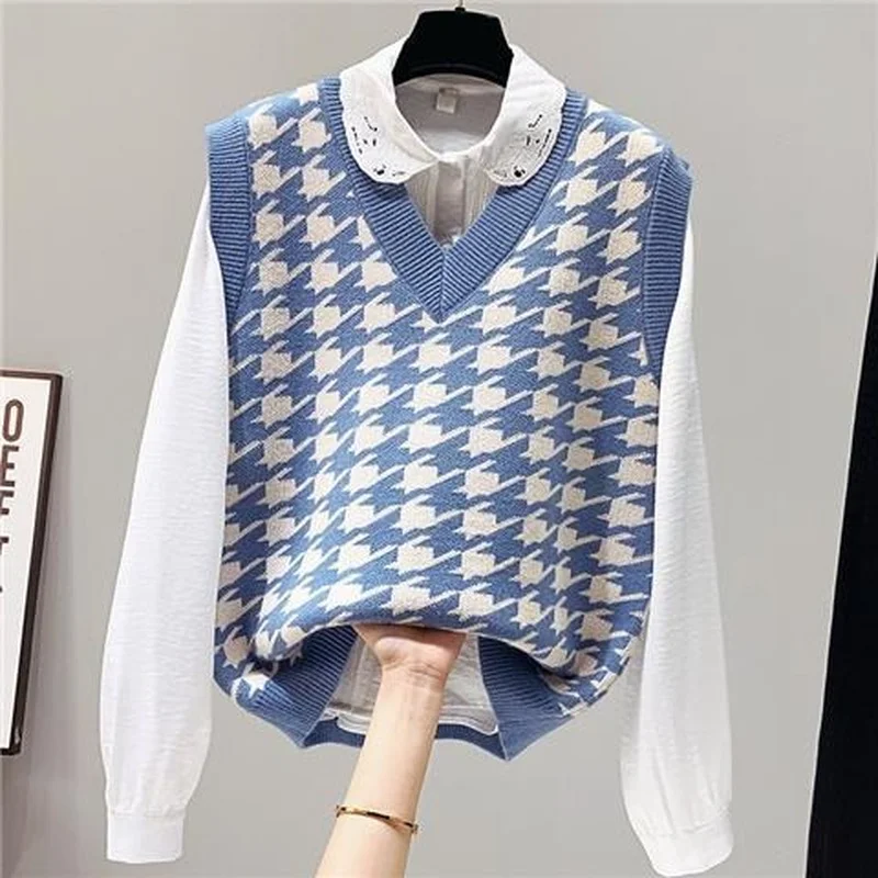 Sweater Vest Women Classic Simple Young V-neck Sleeveless Plaid Fashion Casual Knitted Spring Autumn Loose Femme Ladies Chic New