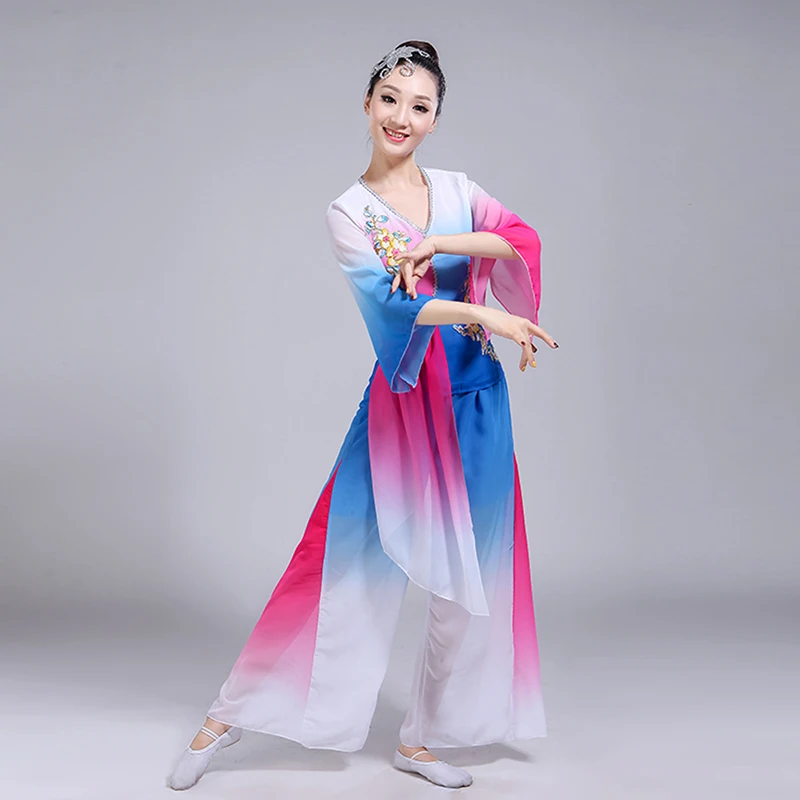 Costume cinese antico nuovo vestito da spettacolo di danza classica vestito popolare Yangko femminile Costume da ballo sfumato