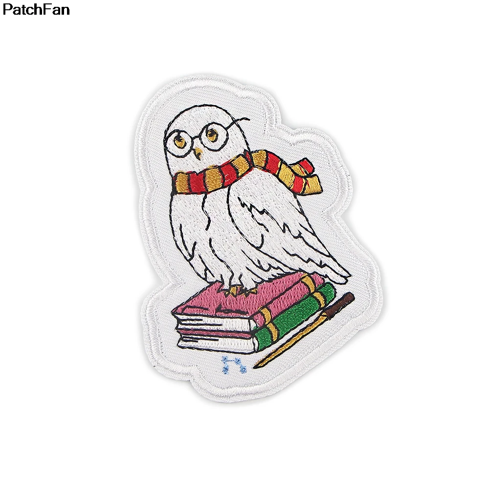 A3650 Patchfan Classcial Magic Movie Bird DIY Embroidered Patches for Clothes Iron on Patch Cartoon Applique Badge Patches