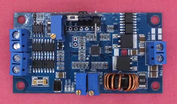 8A Lithium Battery / Lead-acid Battery Charging Module, Constant Current and Constant Voltage DC UPS Undervoltage Protection