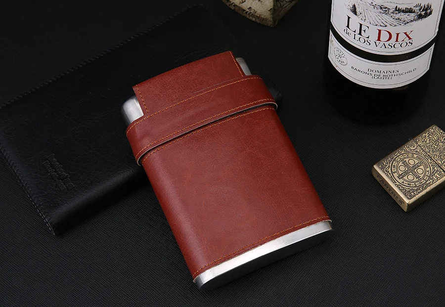 Leather Hip Flask A Bottle Of Whiskey Original Pockets Liquor Patches Groomsman Gifts 8OZ Flask For Alcohol  Stainless Steel