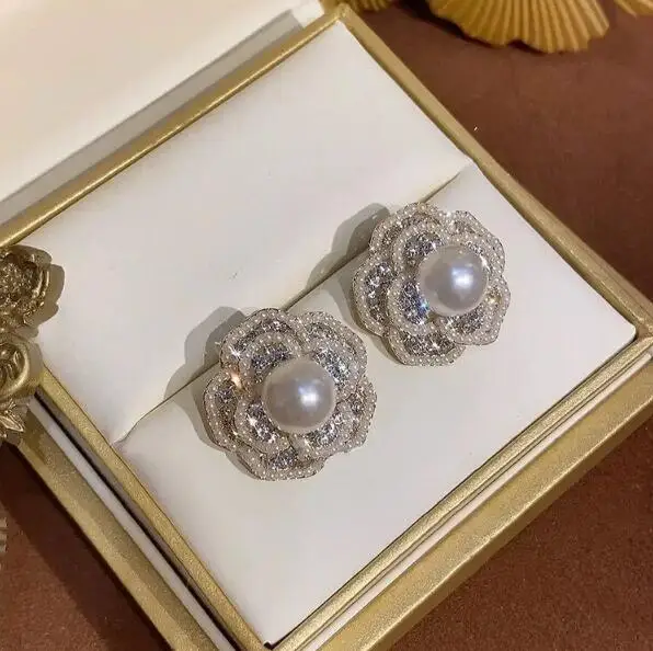 Super fairy temperament flower pearl rhinestone earrings wild personality fashion elegant women earrings