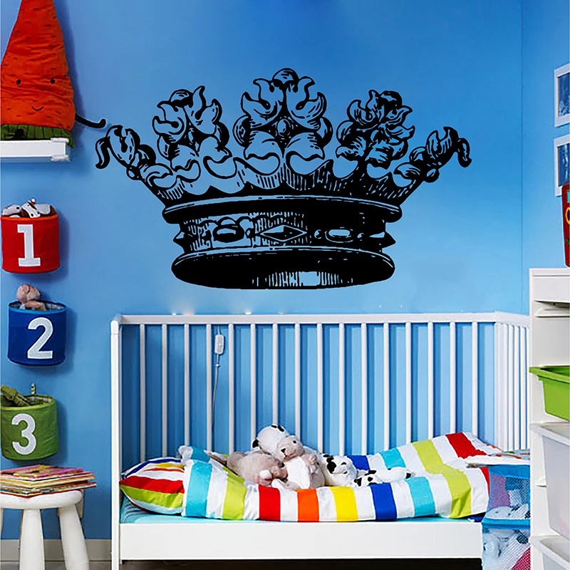 

Vintage King Queen Crown Wall Sticker Baby Nursery Kids Room Classic Cartoon Crown Wall Decal Bedroom Vinyl Decor