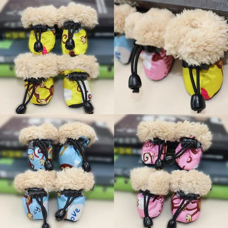 4pcs Winter Dog Puppy Shoes Pet Cartoon Printed Soft-soled Boots Pet Dog Shoes Waterproof Fleece Shoes Pet Paw Care Supplies  Y