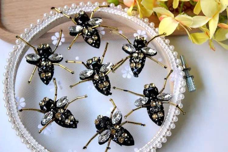 10 pieces / lot 3D Small insects beaded crystal patch can be used for hair ornaments hair shoes hats DIY clothing accessories