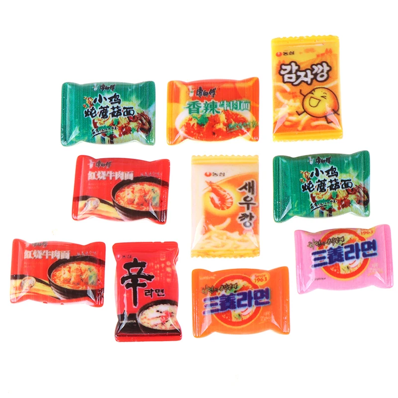 Hot sale 10pcs Simulation Instant noodles Pretend Food Toys DIY Accessories