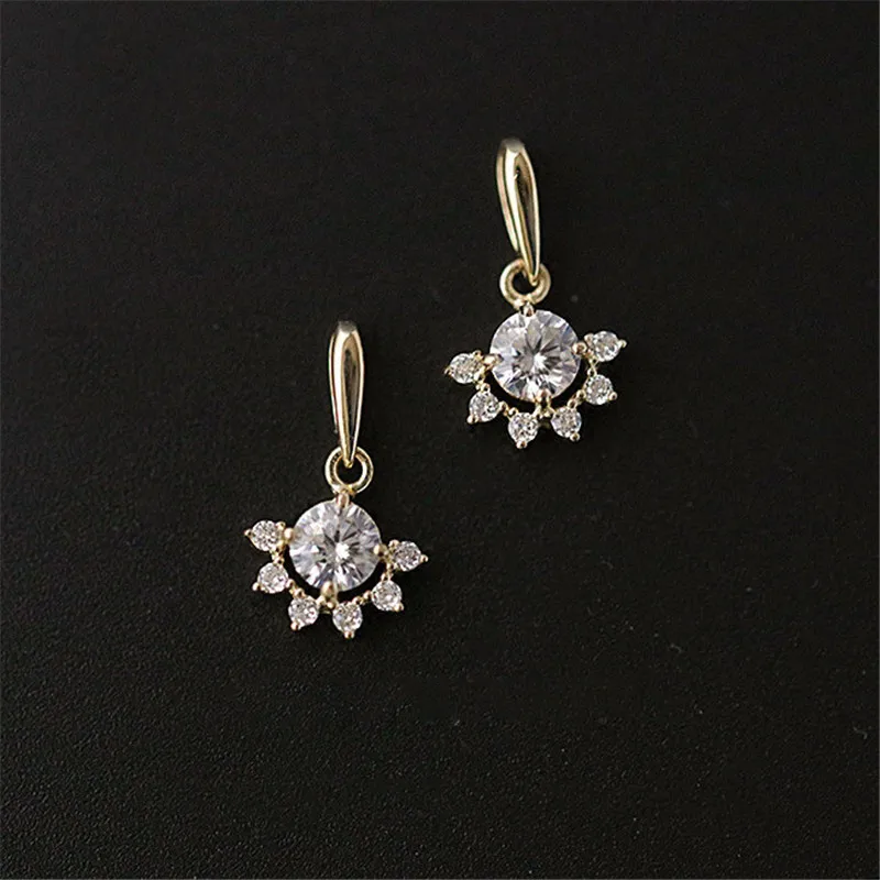 925 Sterling Silver Small Sun Pendant Necklace Women 14k Gold Plating Zircon Clavicle Chain Simple Exquisite Party Jewelry Gift