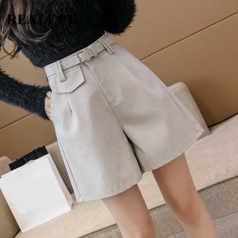 

REALEFT 2021 New Winter PU Leather Shorts With Belt Stylish High Waist Solid Color Pockets Wide Legged Casual Trousers Pants